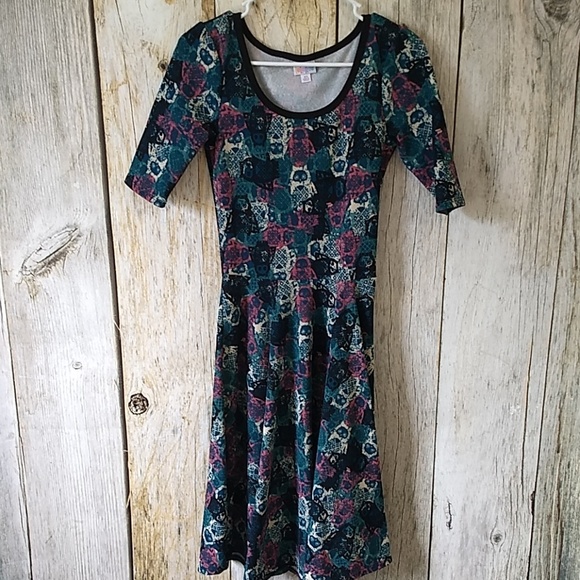 XS Lularoe Nicole - Picture 1 of 2